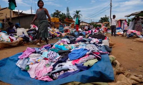 PHOTO: Second hand Clothes Market in Uganda (photo Internet)