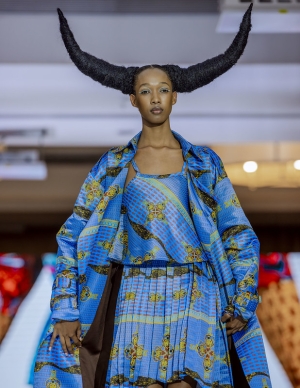 Model on the runway-show in the Kigali Triennial 2024's Fashion [PHOTO MYA]